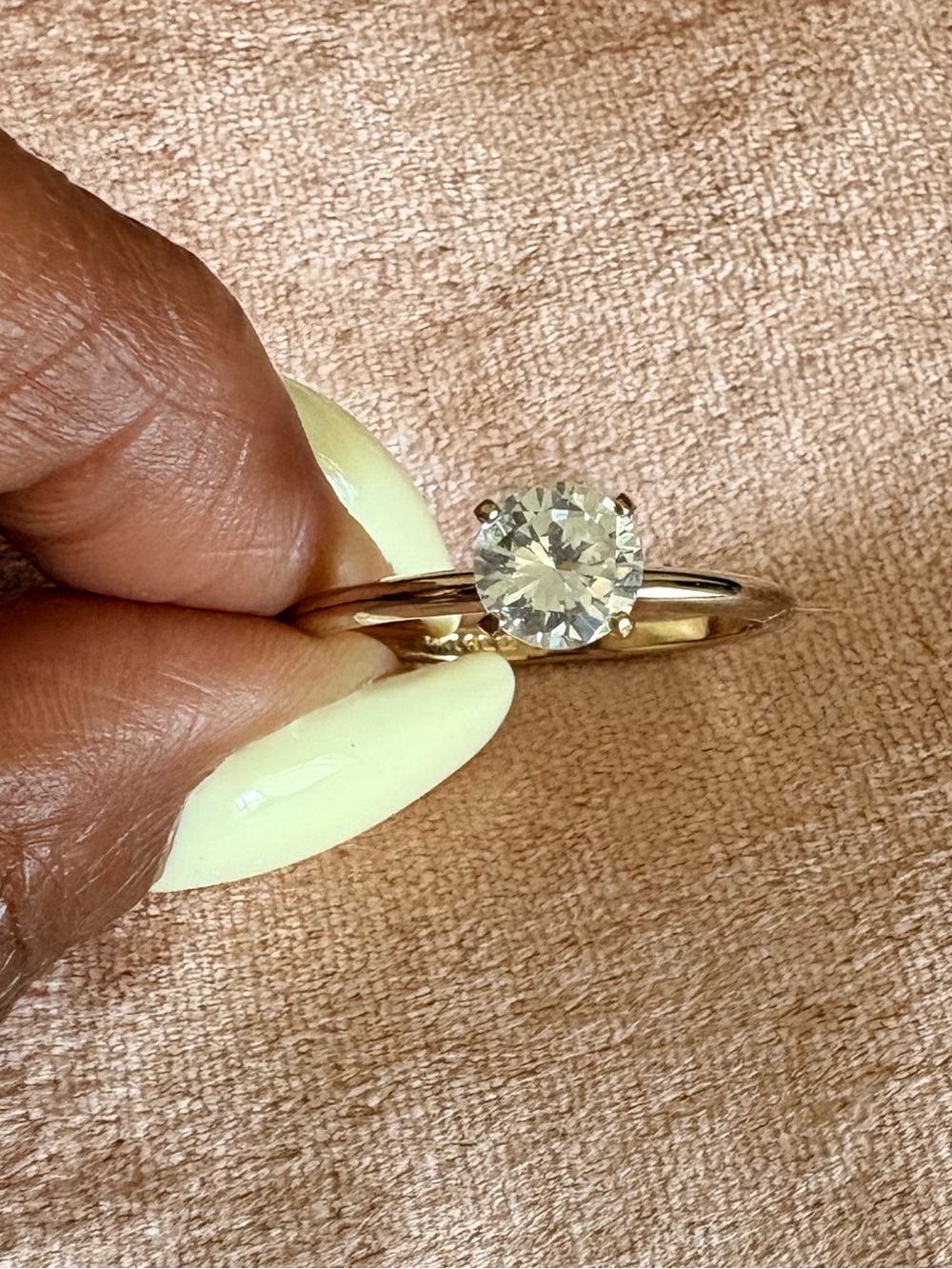 1990s Vtg Gold plated Solitaire Ring Clear Stone costume diamond sz 10.75